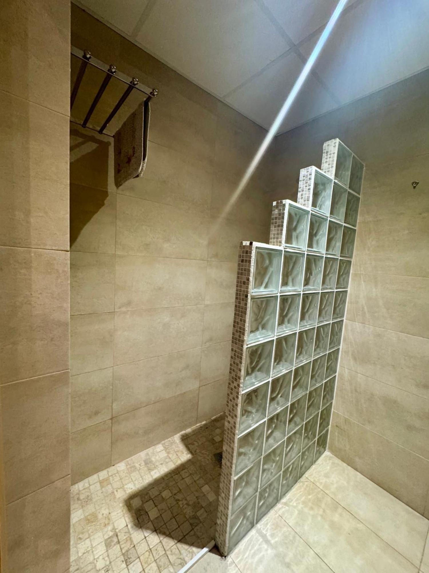 Alcazar Suites Jerez de la Frontera Luaran gambar